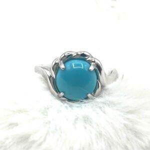 Elegant Sterling Silver and Turquoise Blue Ring NWT size 10
